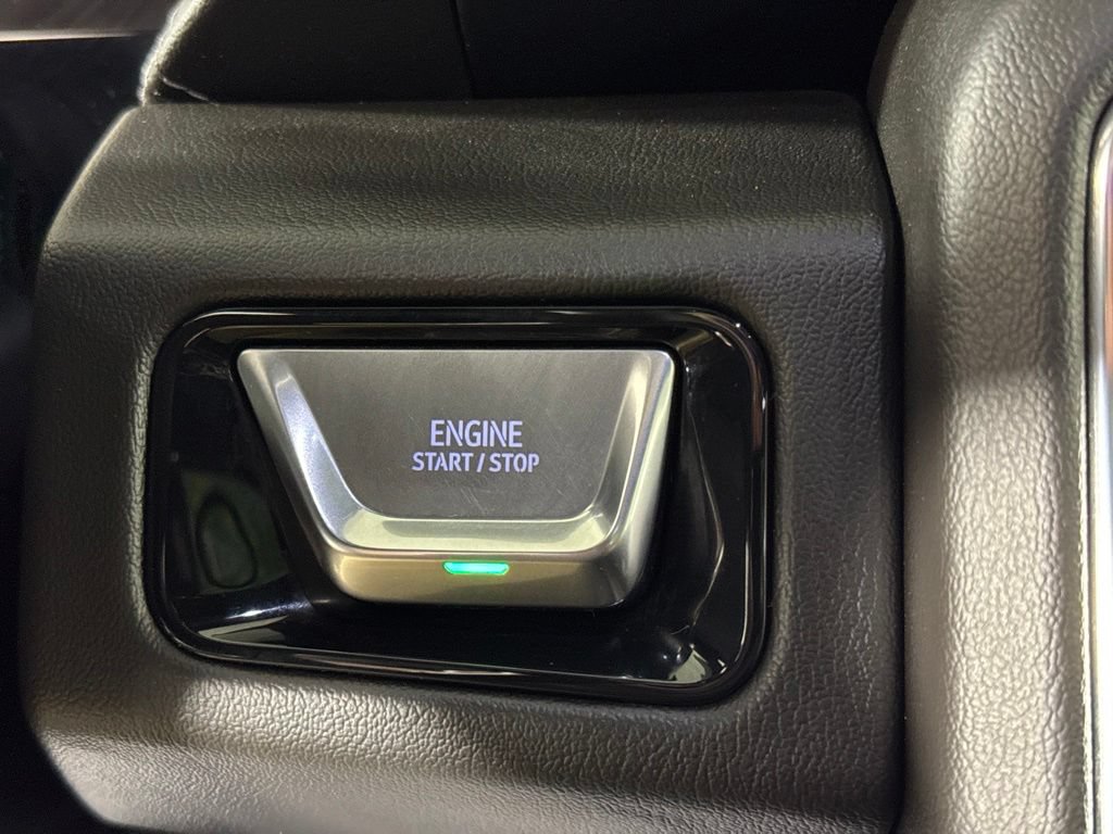 Certified 2025 GMC Yukon Denali AWD/4WD image 16