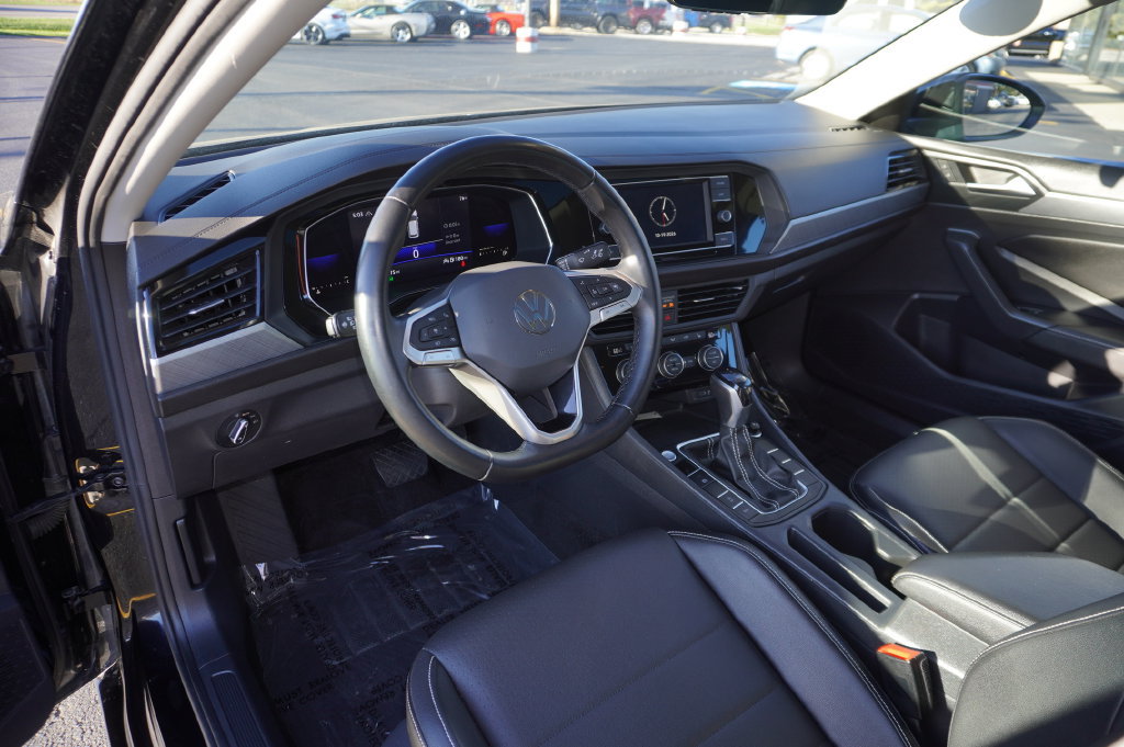 Used 2022 Volkswagen Jetta SE FWD image 22