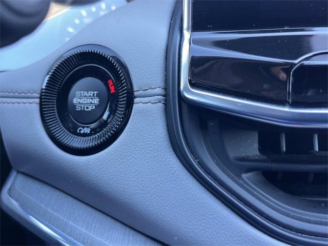 Used 2022 Jeep Compass Limited image 34