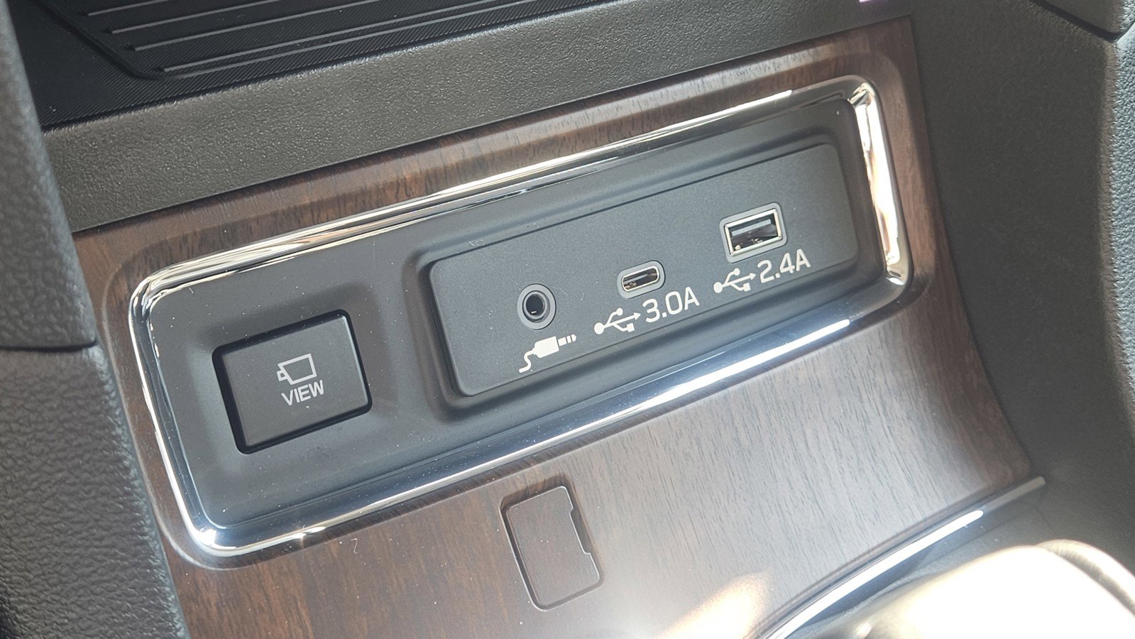 New 2025 Subaru Ascent Touring w/ Popular Package #1 image 13