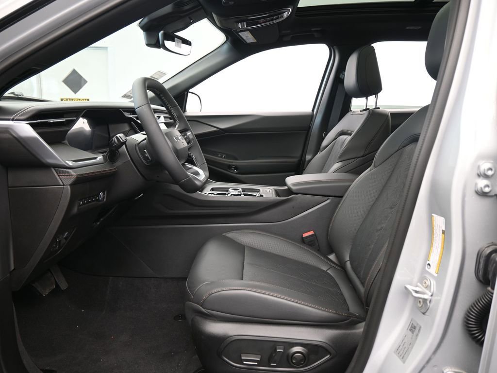 New 2026 Jeep Cherokee Overland image 12