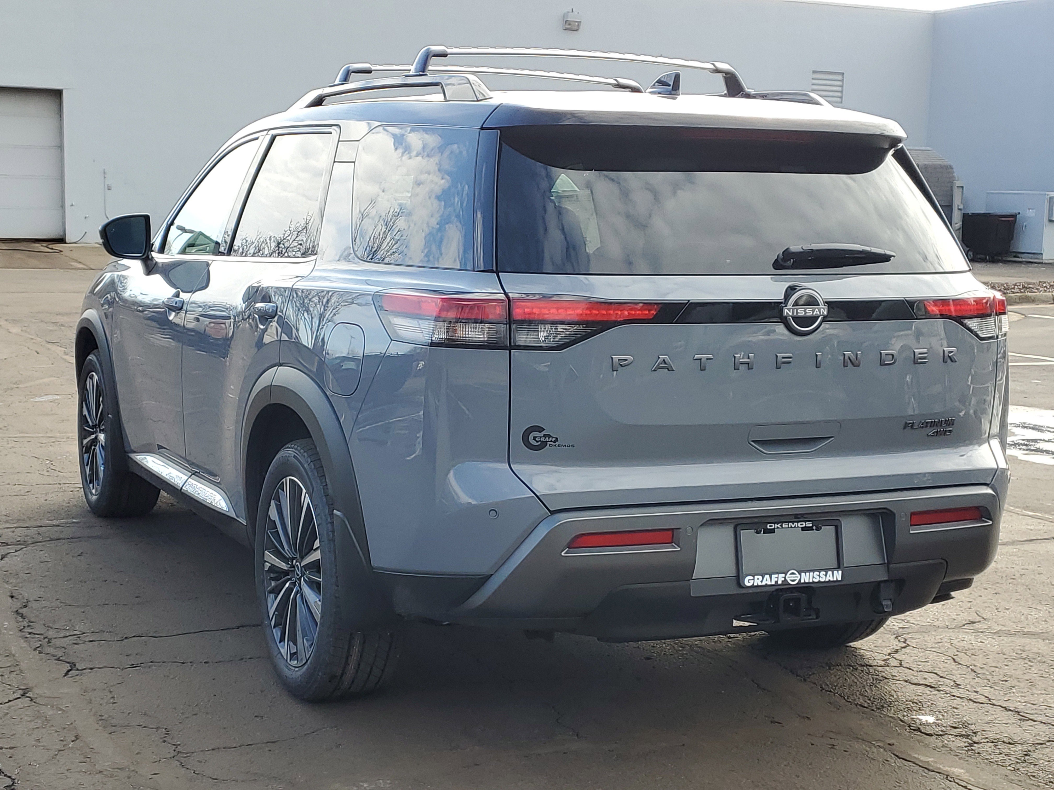 New 2026 Nissan Pathfinder Platinum image 4