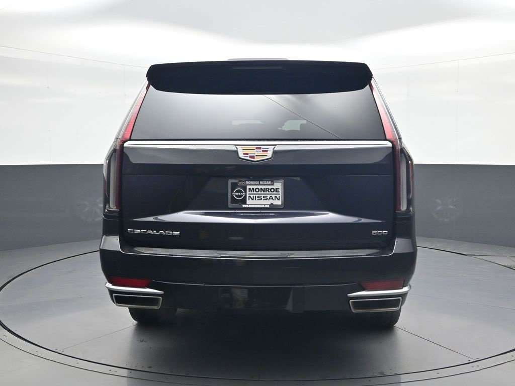 Used 2023 Cadillac Escalade ESV Premium Luxury image 6
