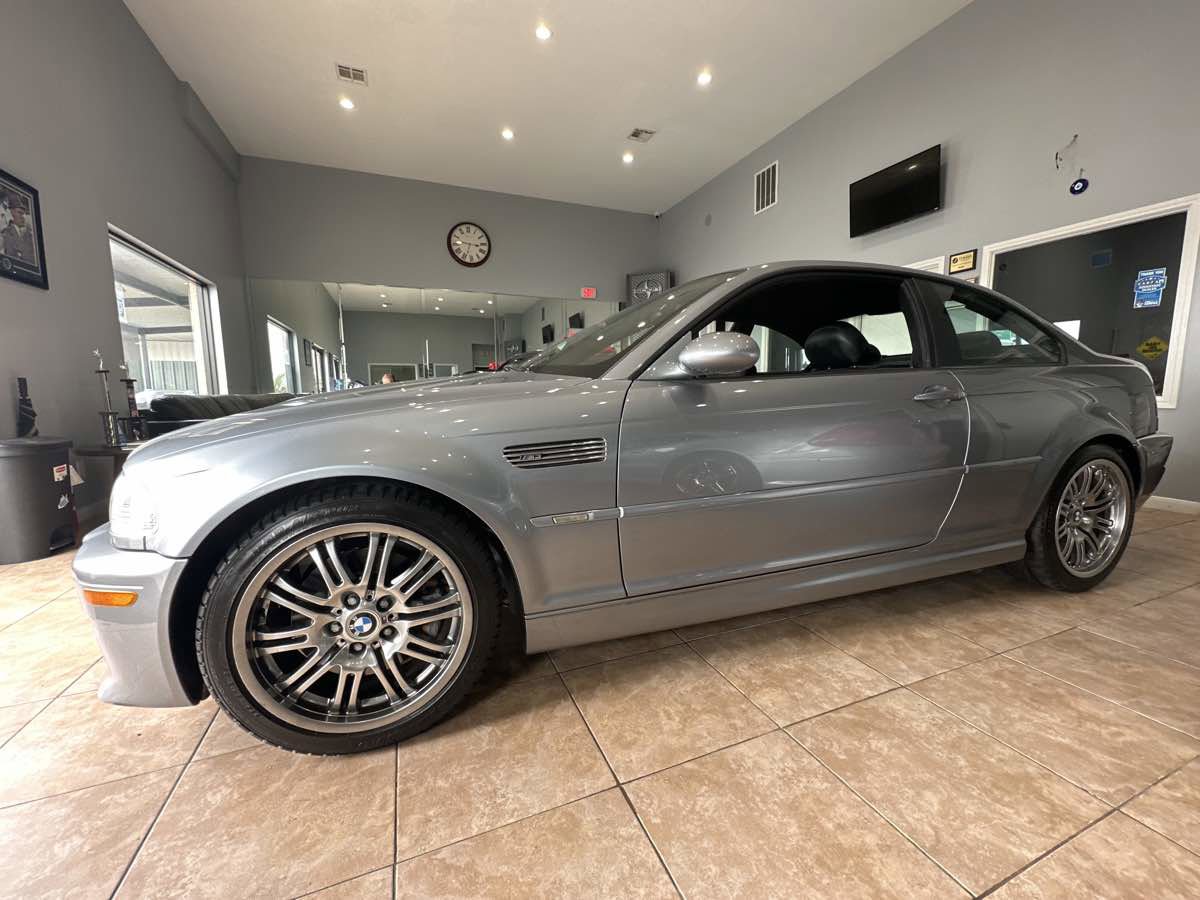 Used 2004 BMW M3 Coupe image 12