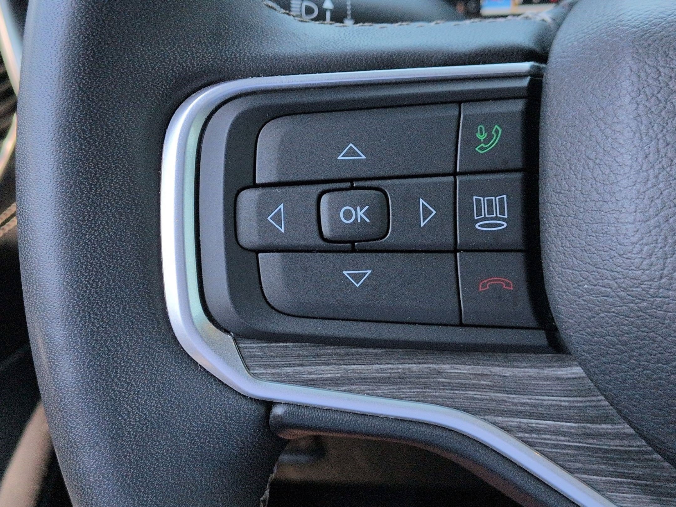 Used 2024 Jeep Wagoneer Series II AWD/4WD image 18