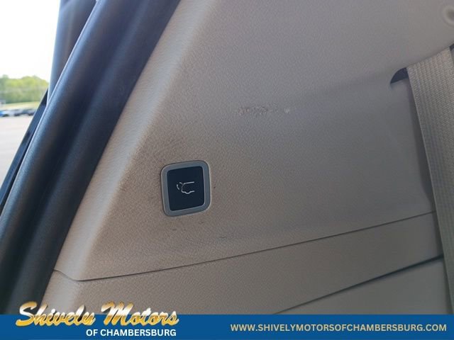 Used 2017 Chrysler Pacifica Touring-L Plus w/ Advanced Safetytec Group image 10