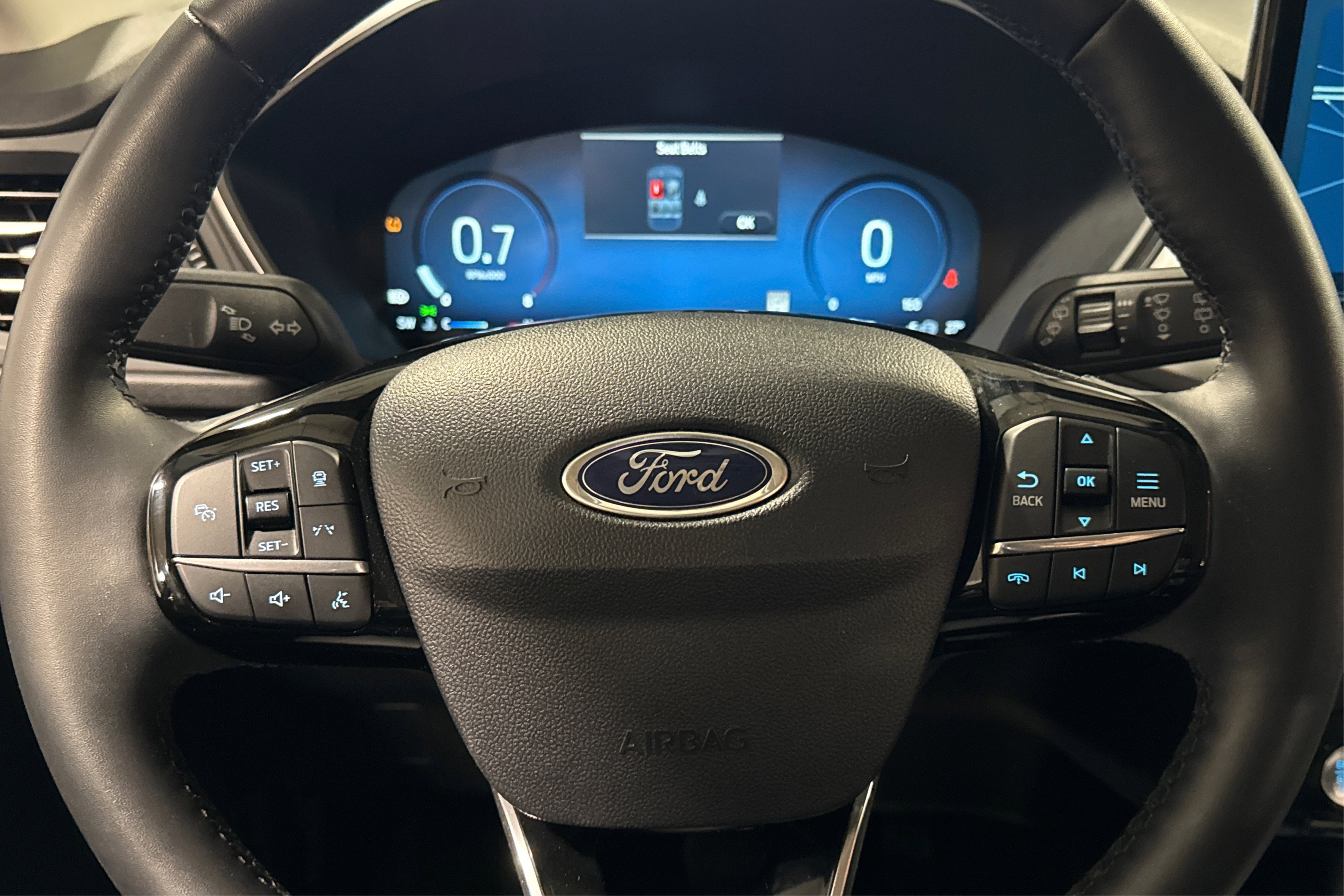Used 2025 Ford Escape Platinum AWD/4WD image 24