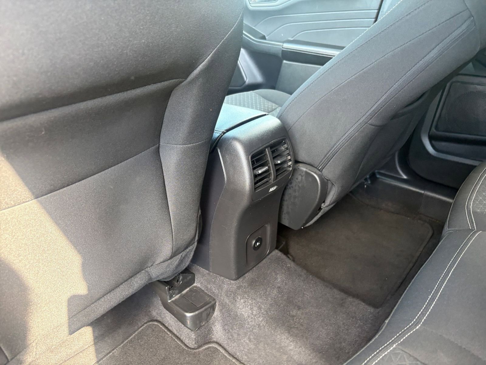 Used 2023 Ford Escape Active AWD/4WD image 24