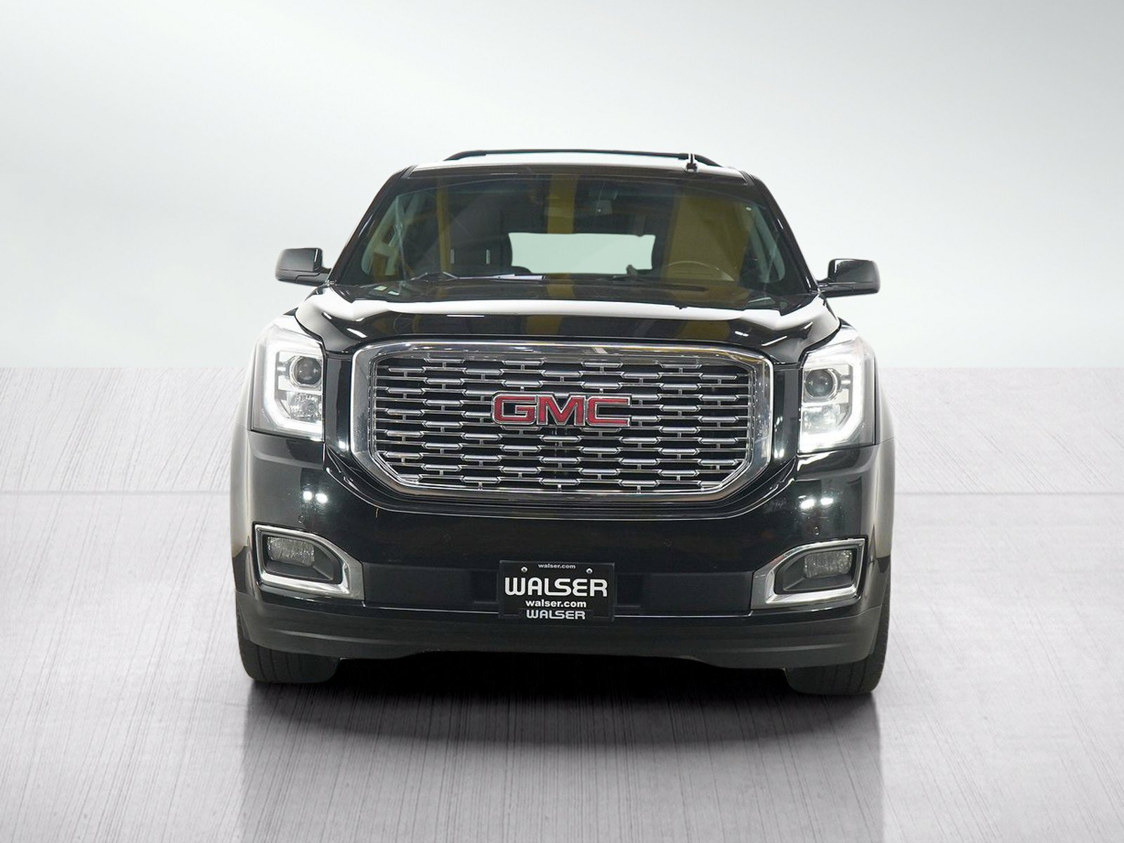 Used 2018 GMC Yukon Denali AWD/4WD image 8