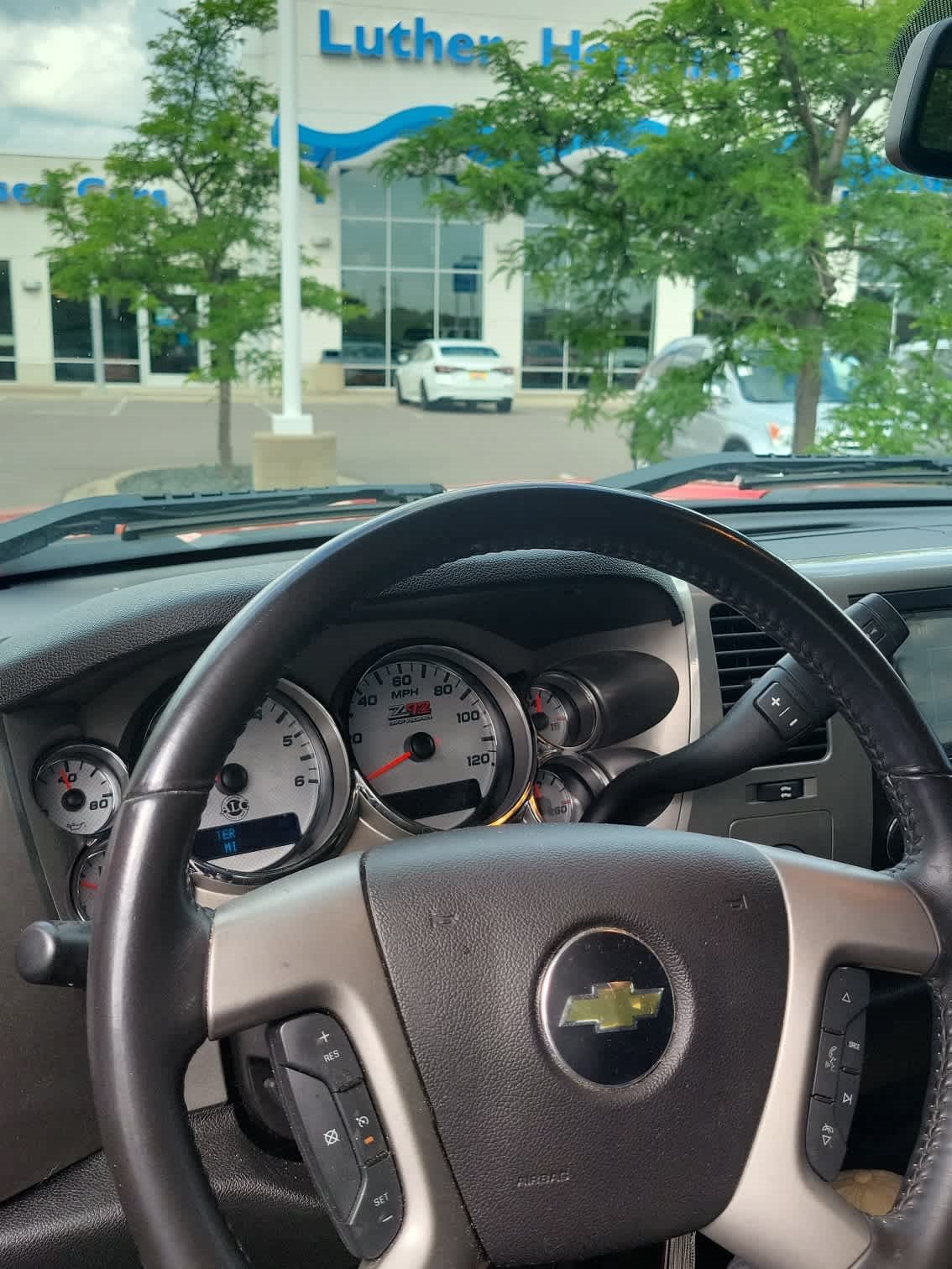 Used 2013 Chevrolet Silverado 1500 LT w/ All-Star Edition AWD/4WD image 9