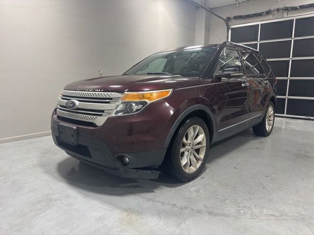 Used 2011 Ford Explorer XLT w/ 202A Rapid Spec Order Code FWD image 2