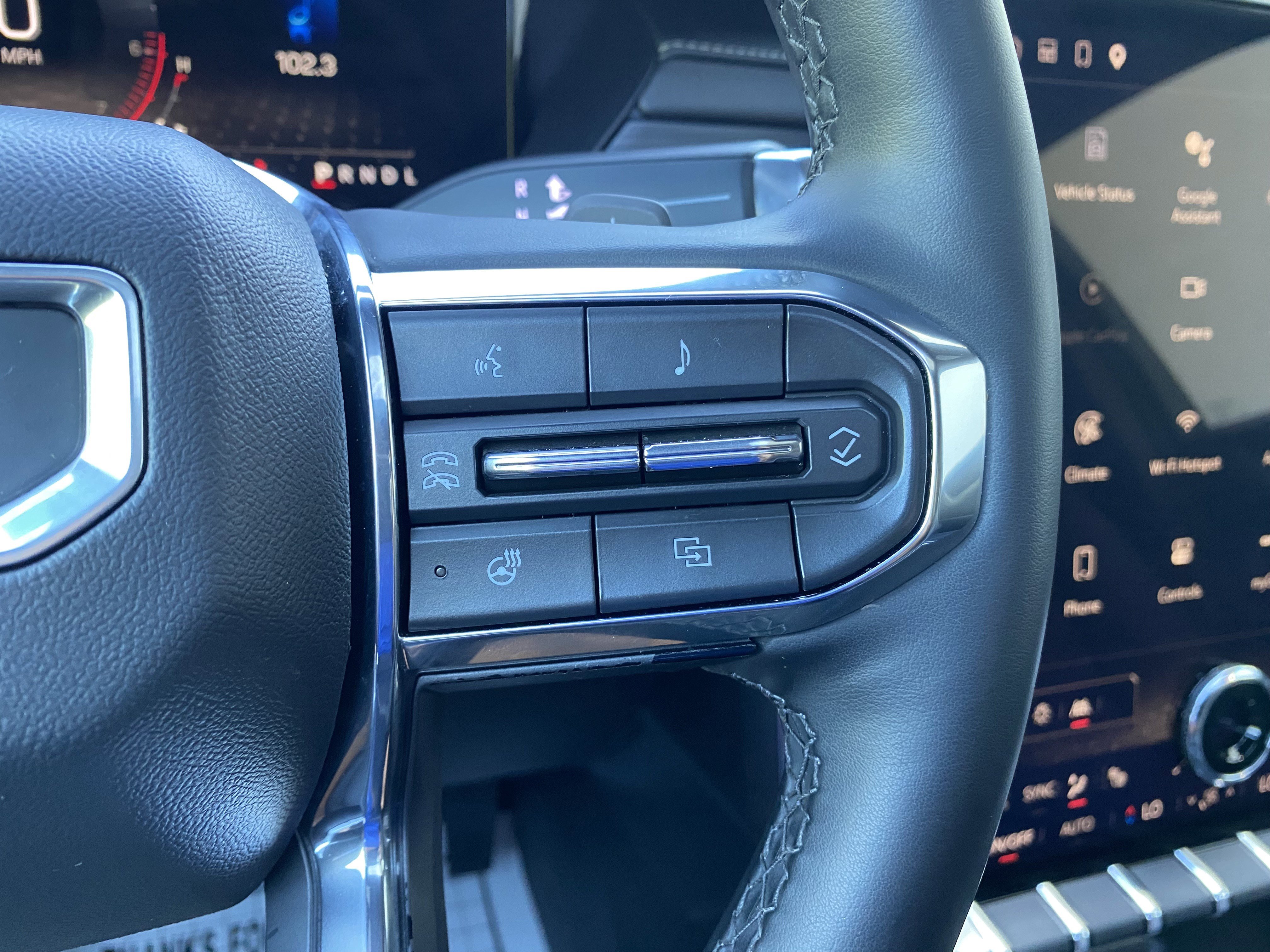 Used 2024 GMC Acadia Elevation w/ Luxury Package FWD image 19