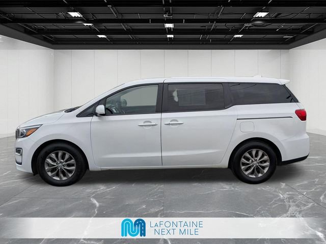Used 2019 Kia Sedona LX FWD image 2