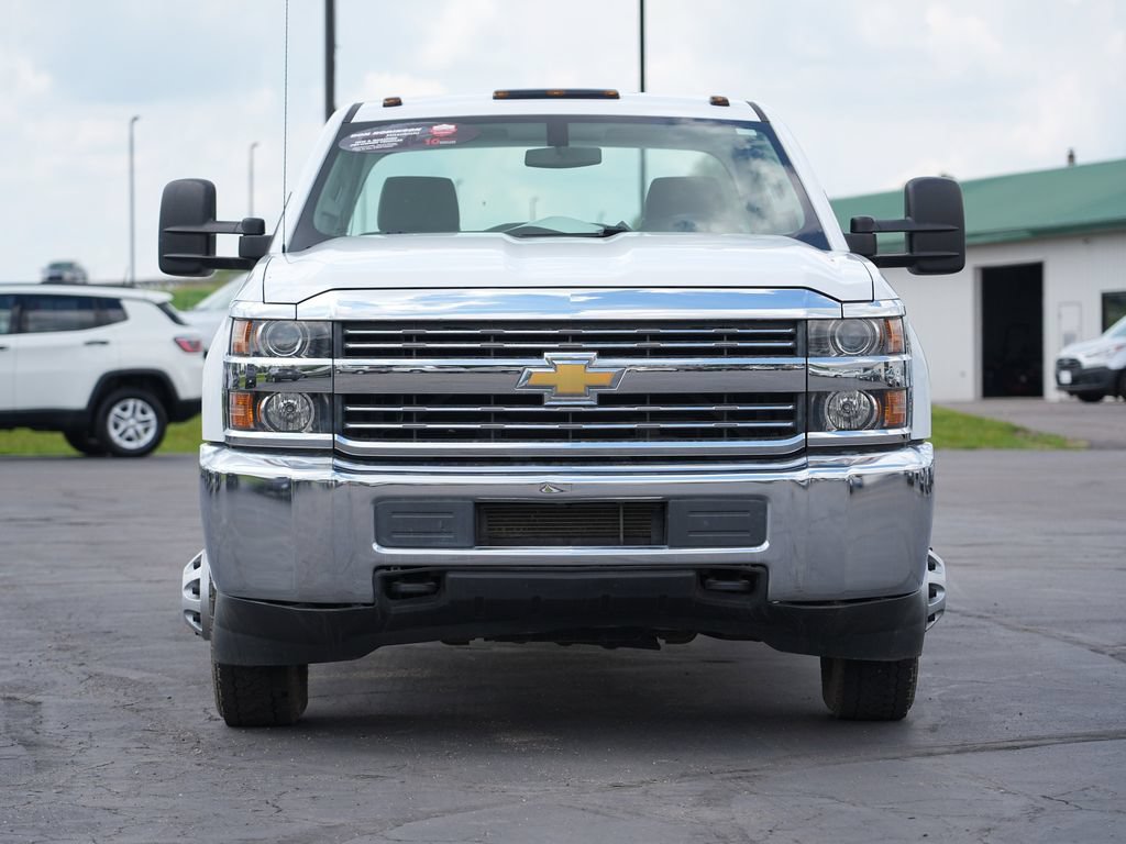 Used 2018 Chevrolet Silverado 3500 W/T AWD/4WD image 8