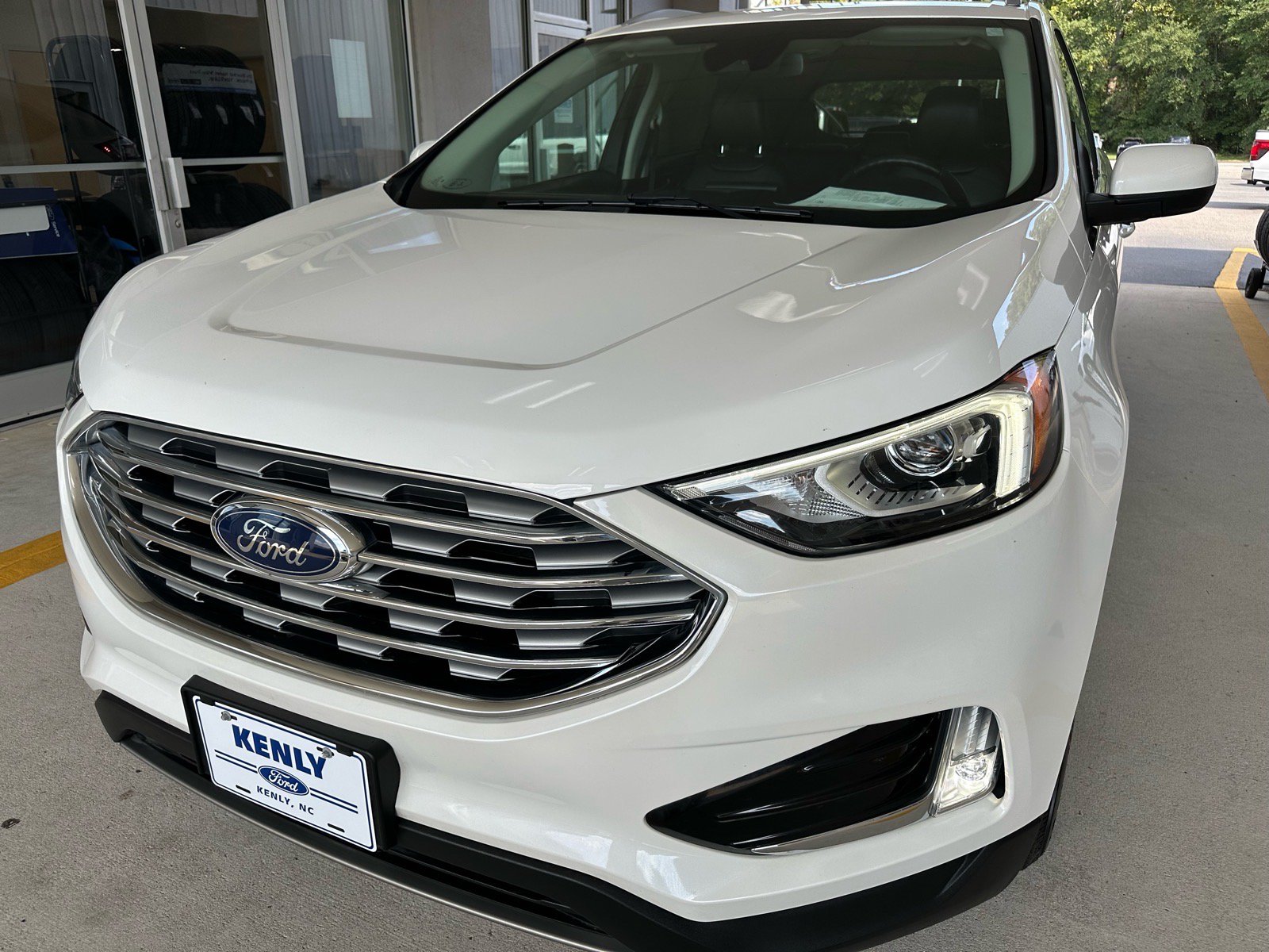 Certified 2021 Ford Edge SEL w/ Convenience Package FWD image 1