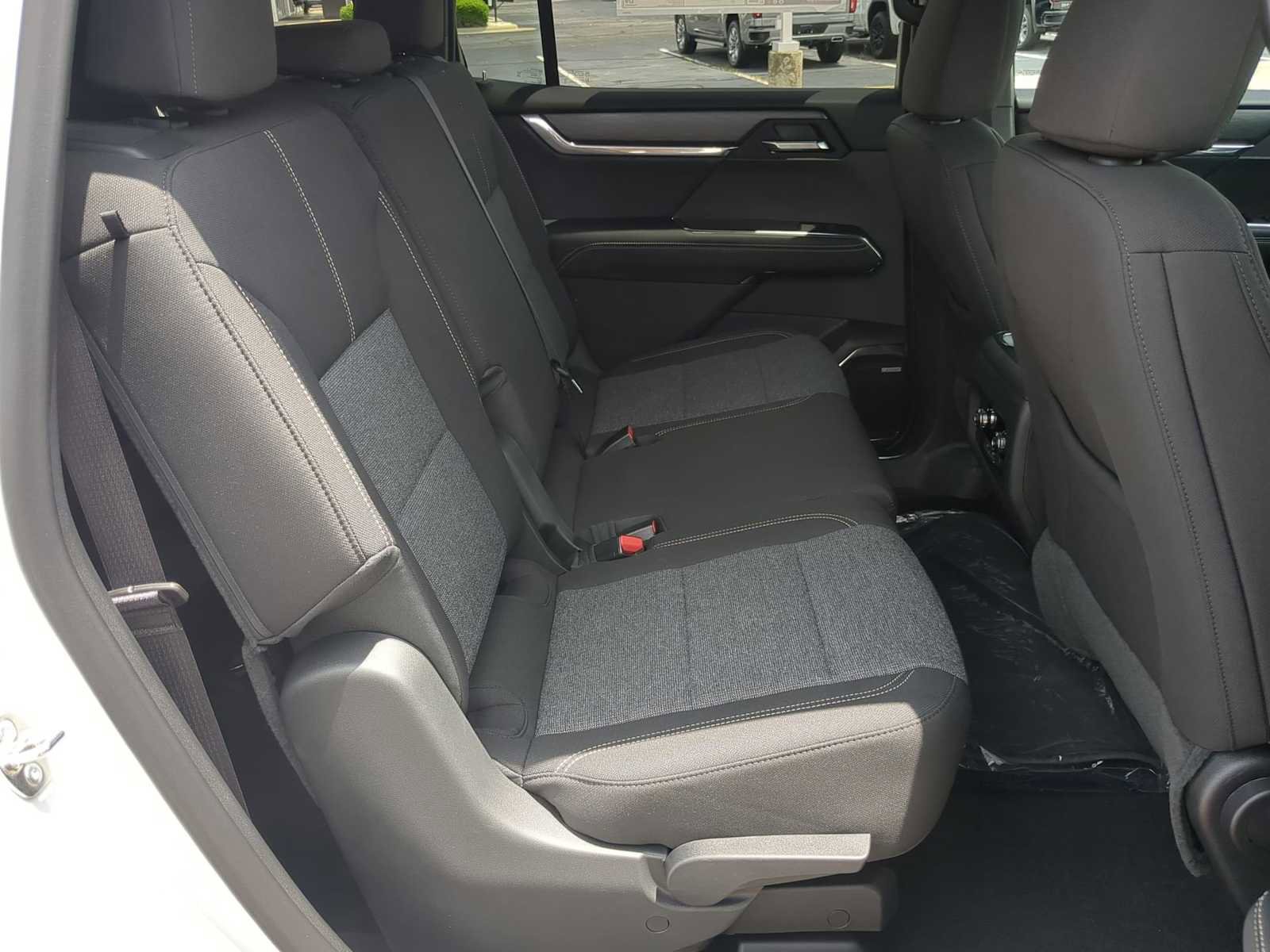 New 2025 GMC Acadia Elevation w/ Black Edition image 28