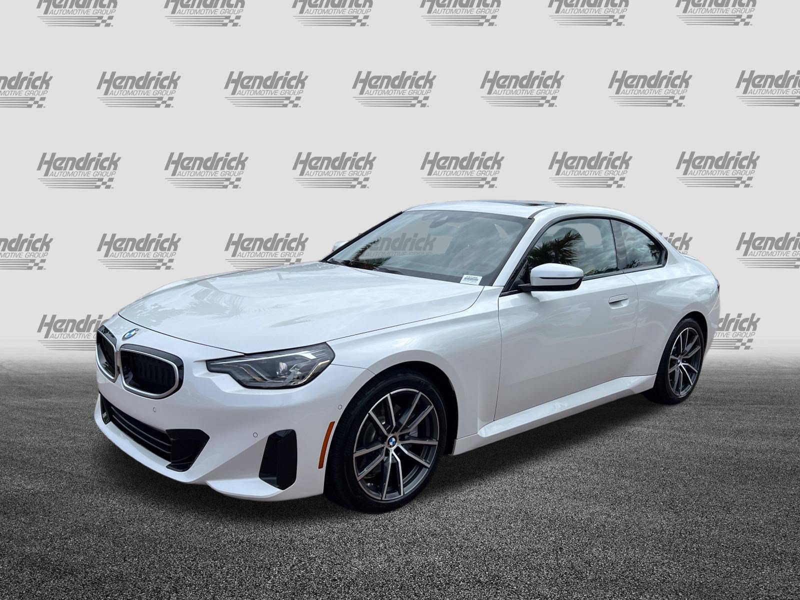 Certified 2025 BMW 230i Coupe RWD image 5