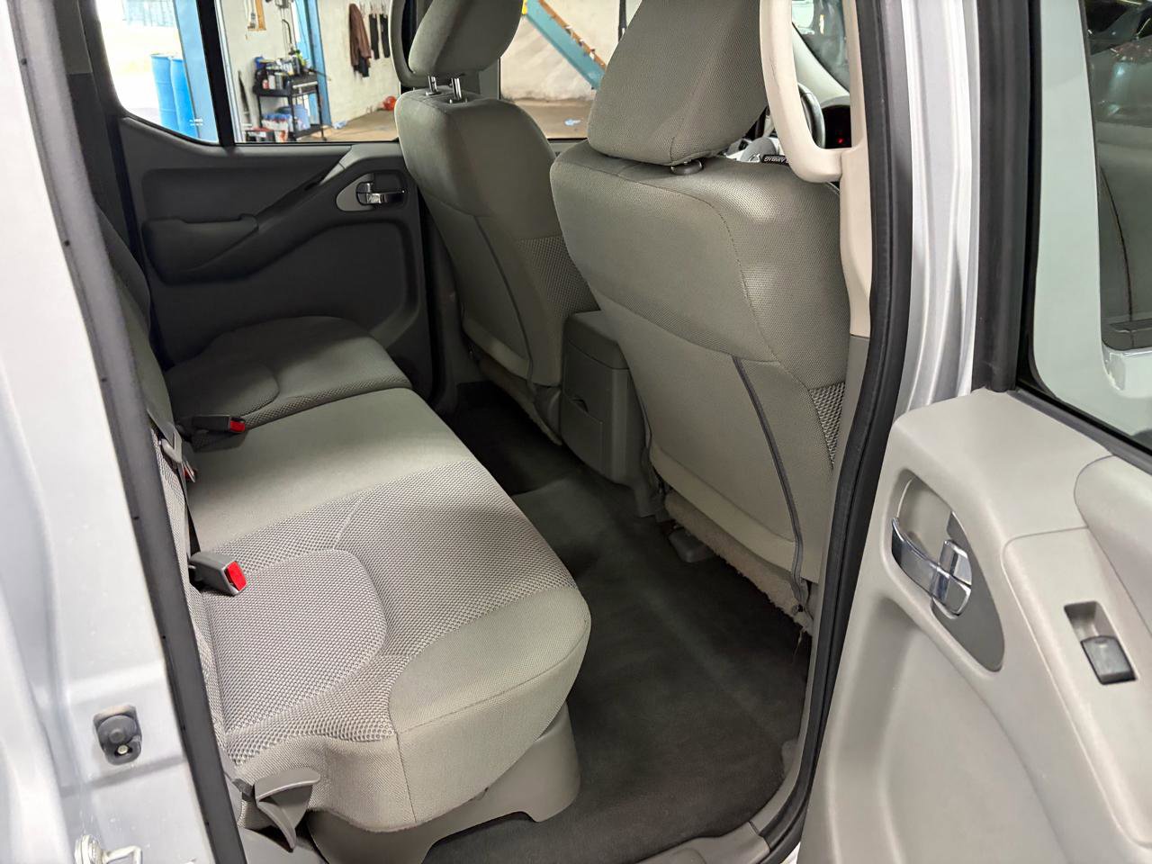 Used 2021 Nissan Frontier S AWD/4WD image 17