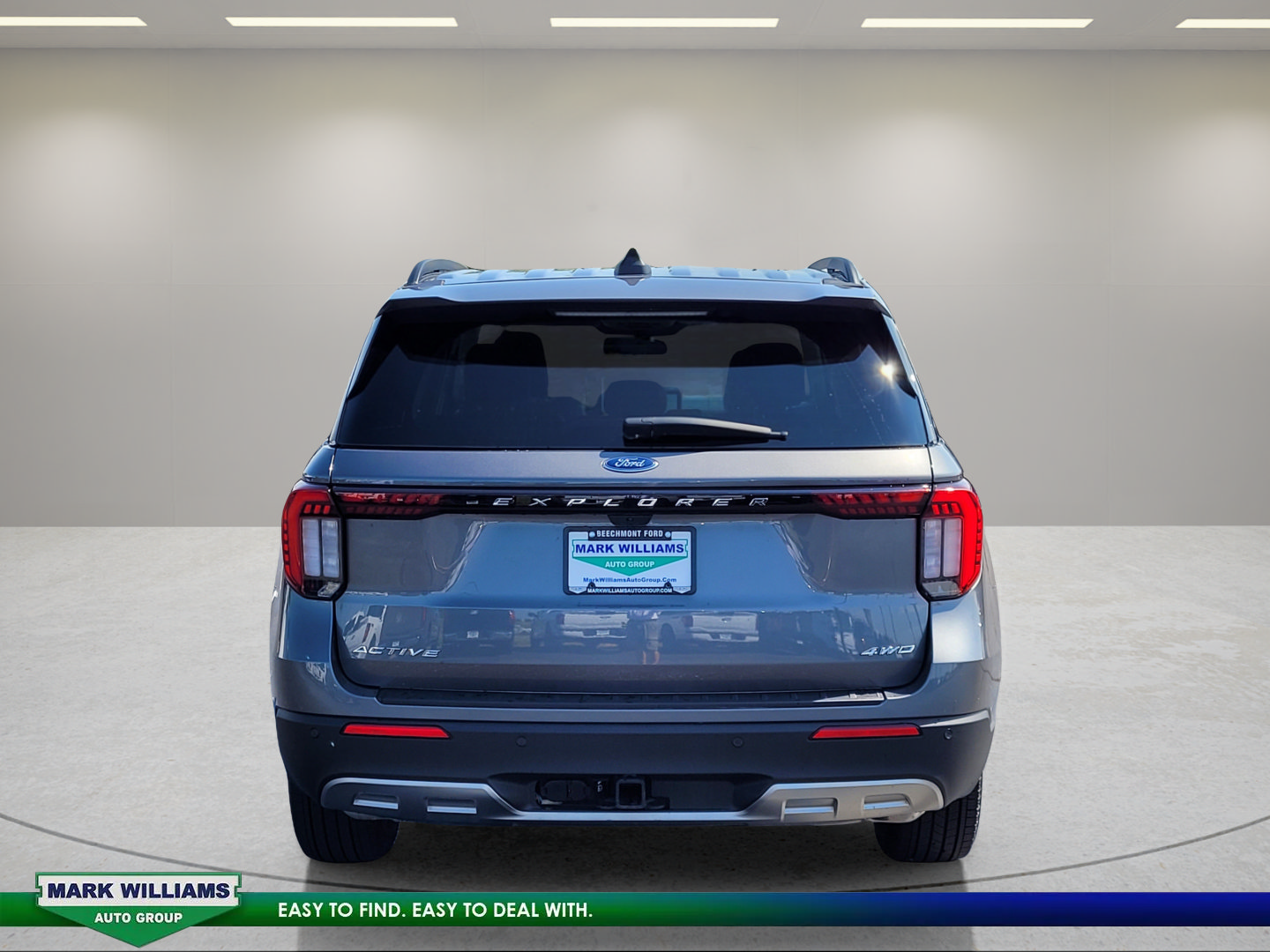 Used 2025 Ford Explorer Active w/ Active Comfort Package AWD/4WD image 5
