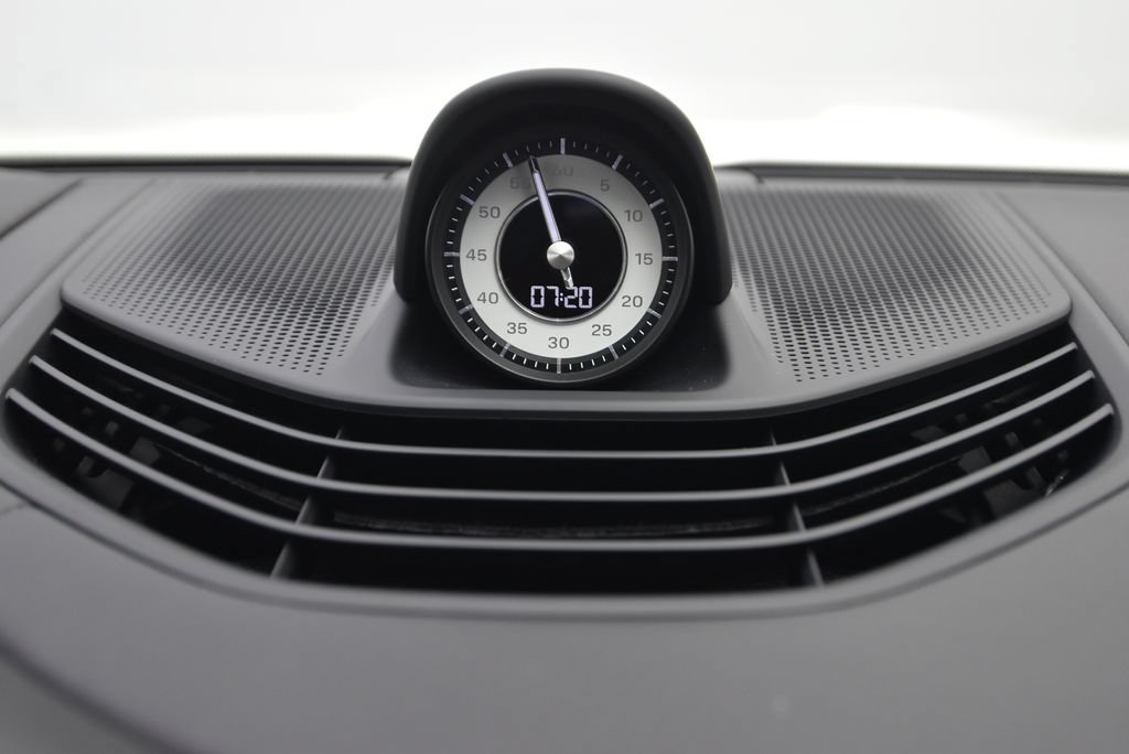 Used 2022 Porsche Taycan Turbo S AWD/4WD image 53