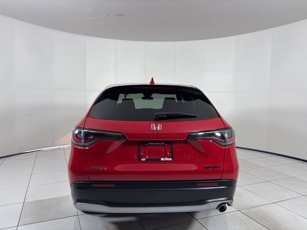 Used 2024 Honda HR-V Sport image 2