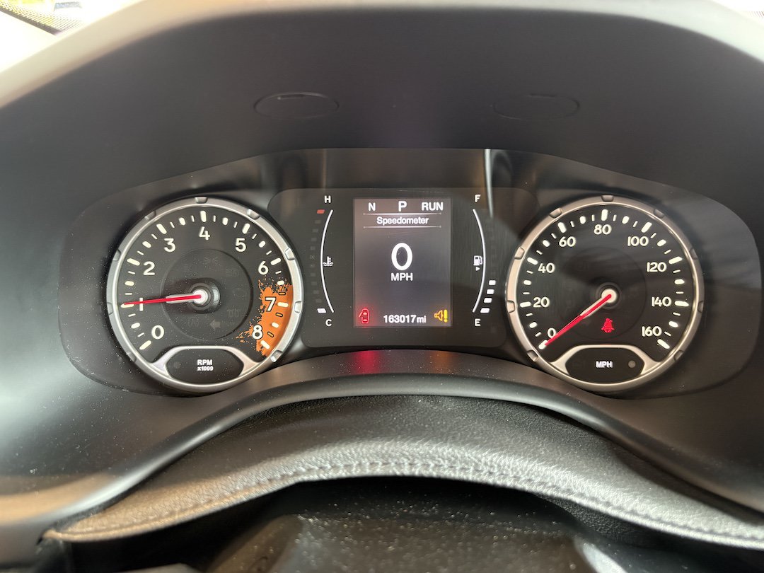 Used 2017 Jeep Renegade Latitude AWD/4WD image 14