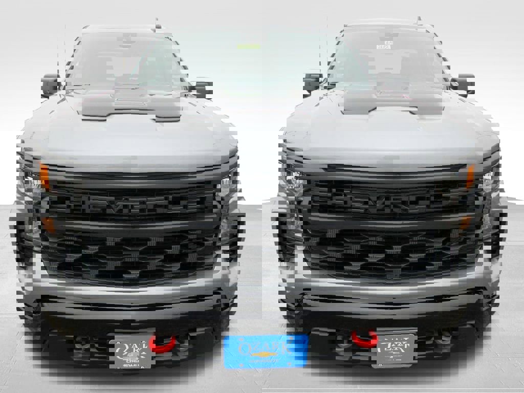 New 2026 Chevrolet Silverado 1500 Custom Trail Boss w/ LPO, Dark Essentials Package image 8