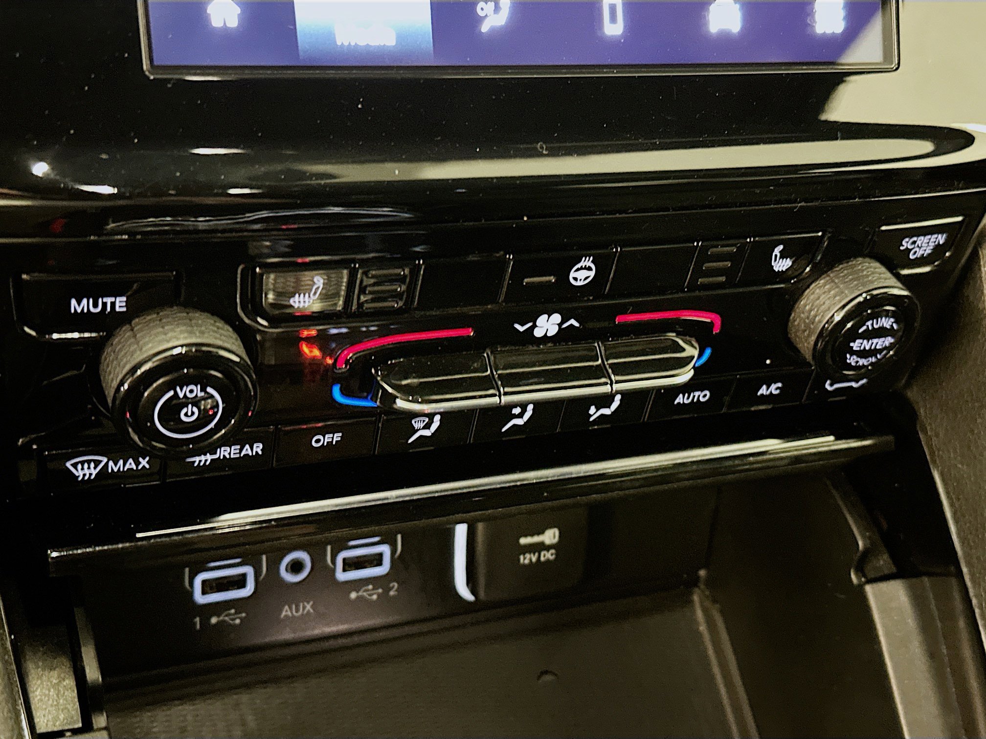 Used 2023 Jeep Grand Cherokee L Laredo image 23