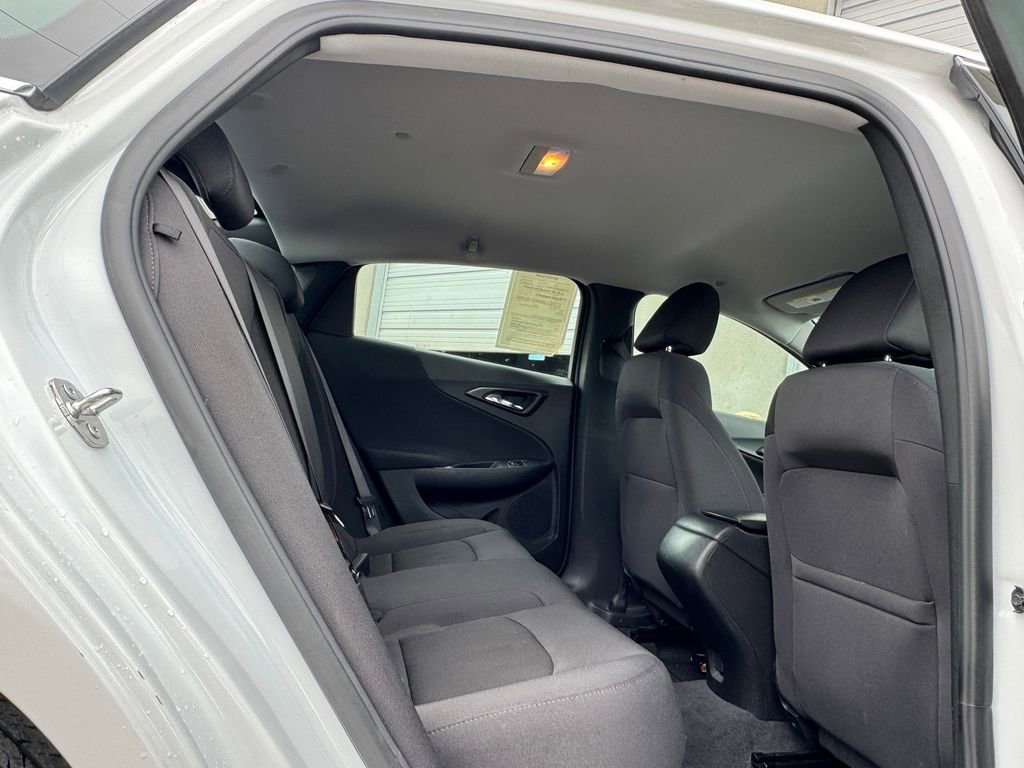 Used 2023 Chevrolet Malibu LS FWD image 29