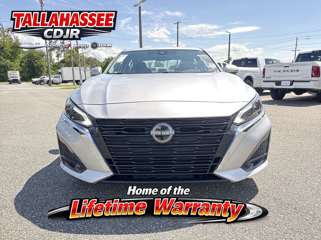 Used 2023 Nissan Altima 2.5 SV FWD image 10
