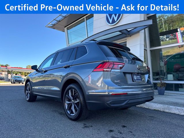 Certified 2023 Volkswagen Tiguan SE w/ Panoramic Sunroof Package AWD/4WD image 3