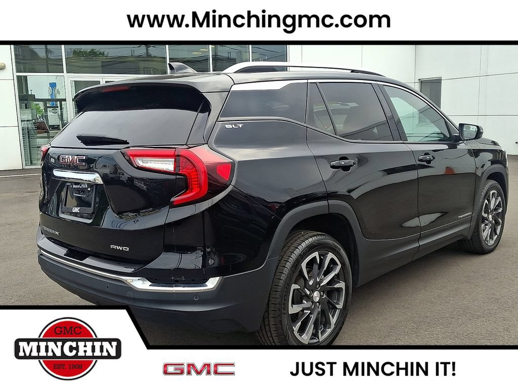 Used 2022 GMC Terrain SLT w/ Tech Package AWD/4WD image 6