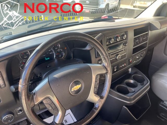 Used 2015 Chevrolet Express 2500 RWD image 14