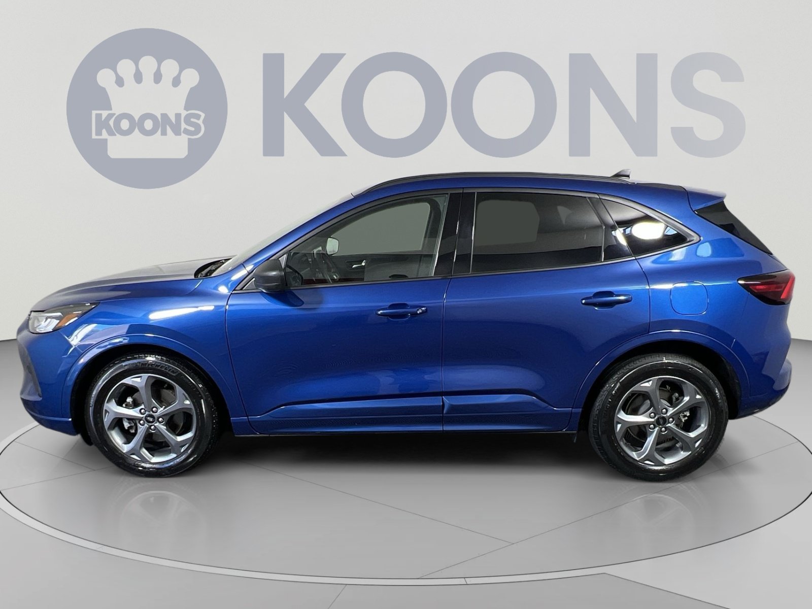 Used 2023 Ford Escape ST-Line w/ Tech Pack #1 FWD image 7