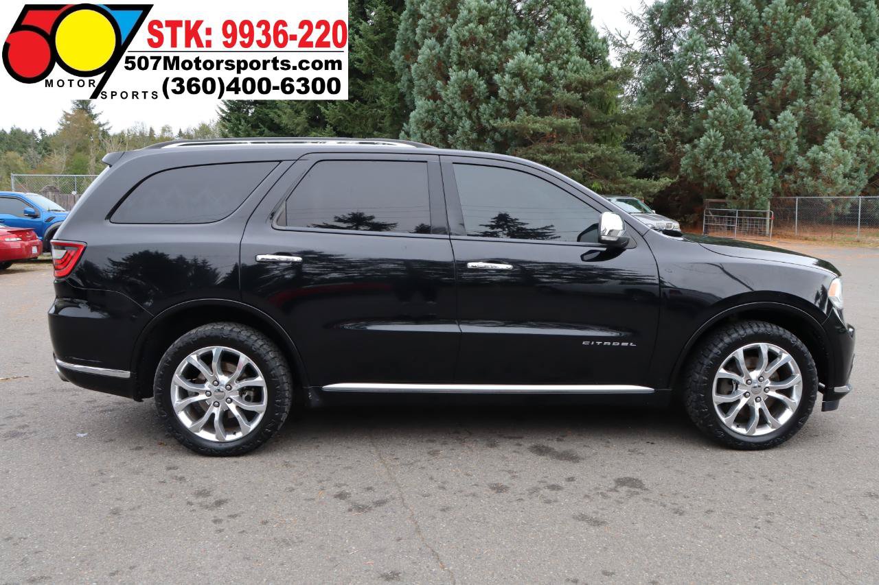 Used 2017 Dodge Durango Citadel w/ Premium Entertainment Group AWD/4WD image 9