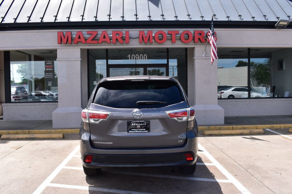 Used 2014 Toyota Highlander LE FWD image 10
