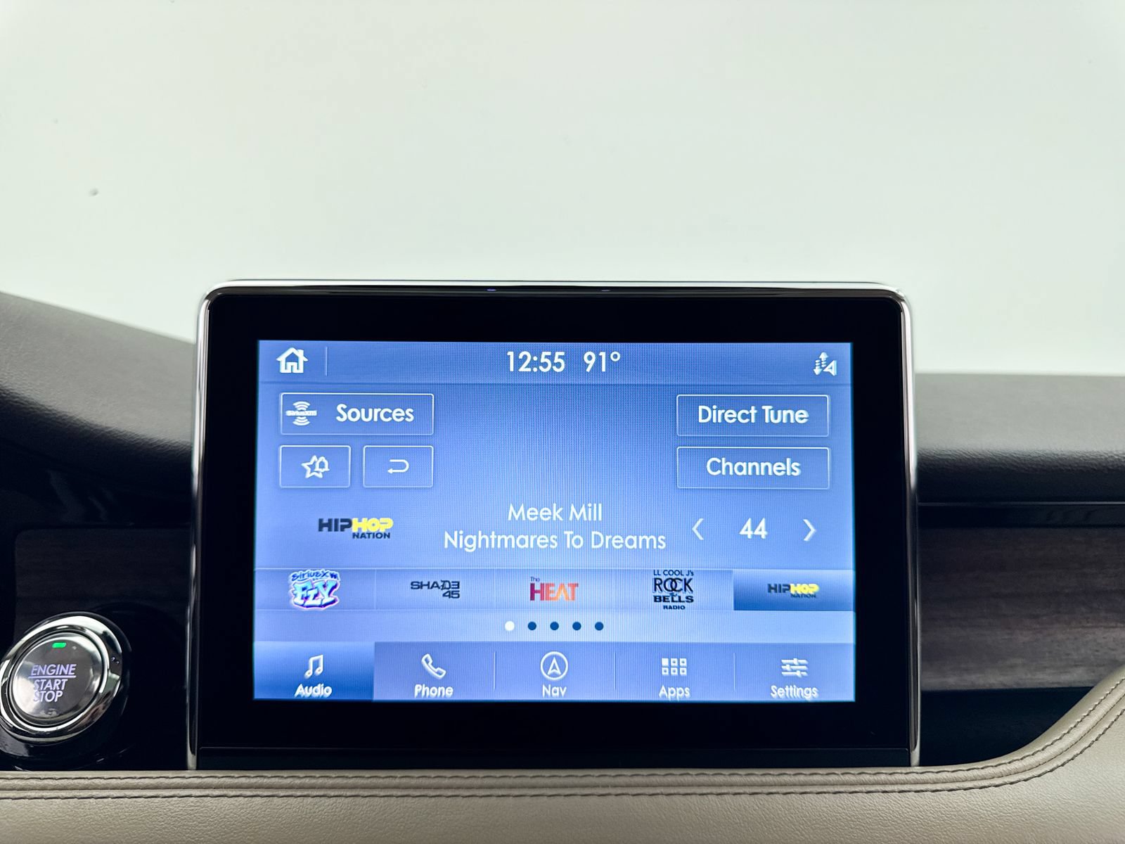 Used 2020 Lincoln Corsair Reserve AWD/4WD image 6