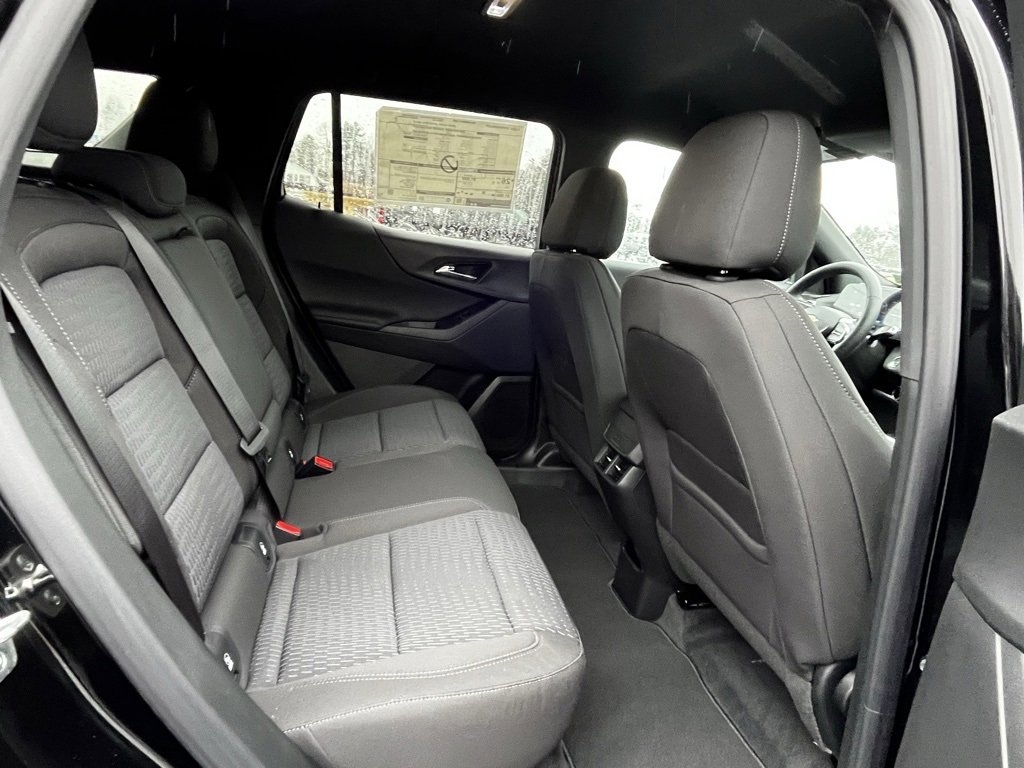 New 2026 Chevrolet Equinox LT image 18