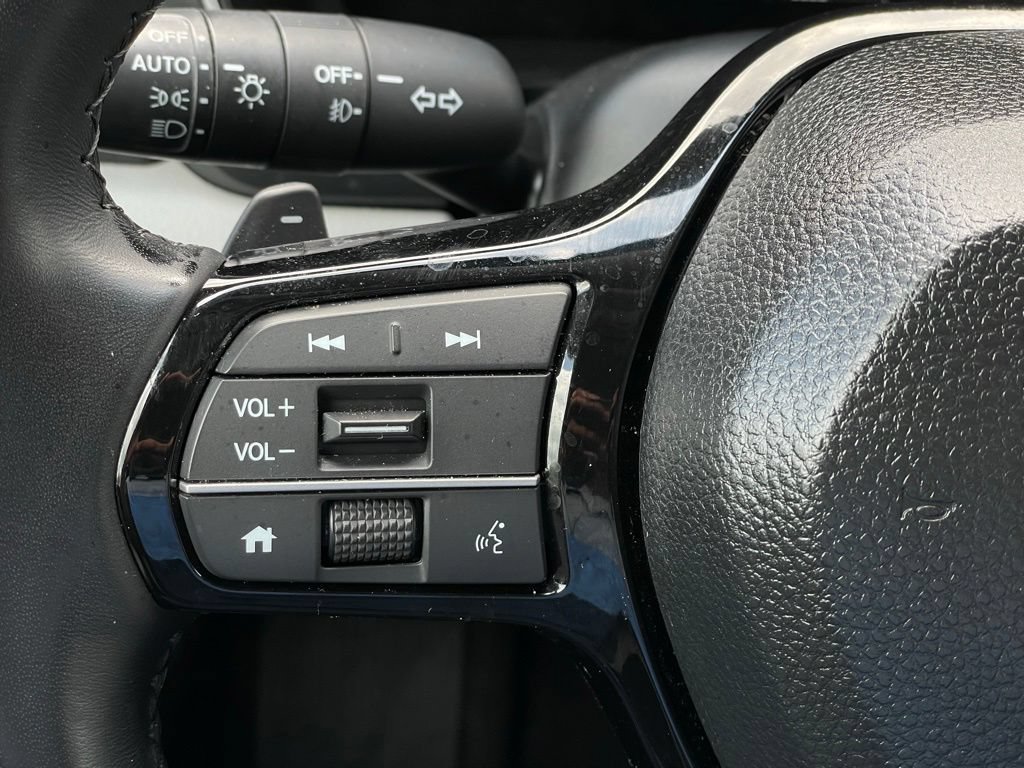 Certified 2025 Honda Pilot EX-L image 15