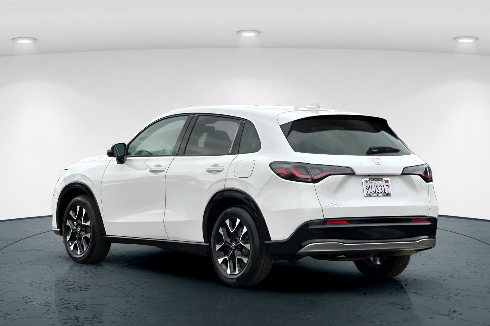 Certified 2026 Honda HR-V EX-L image 4