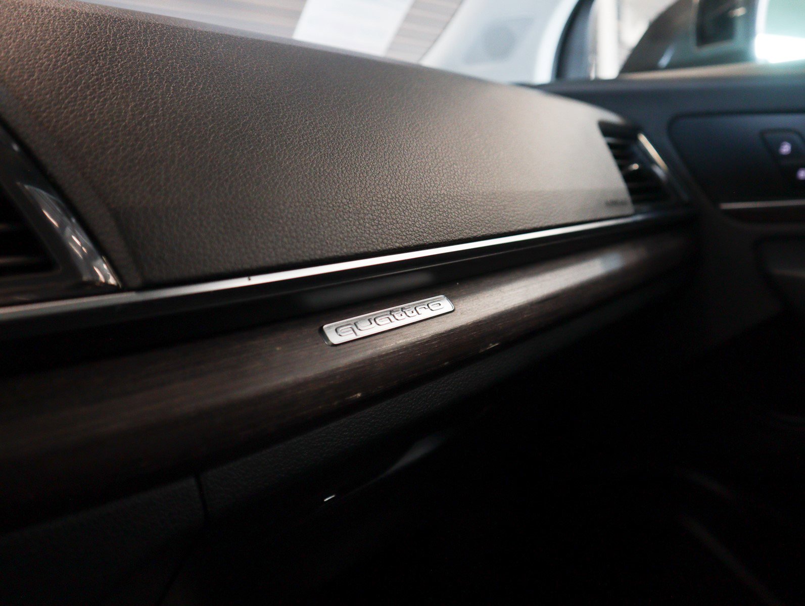 Used 2023 Audi Q5 2.0T Premium Plus image 25