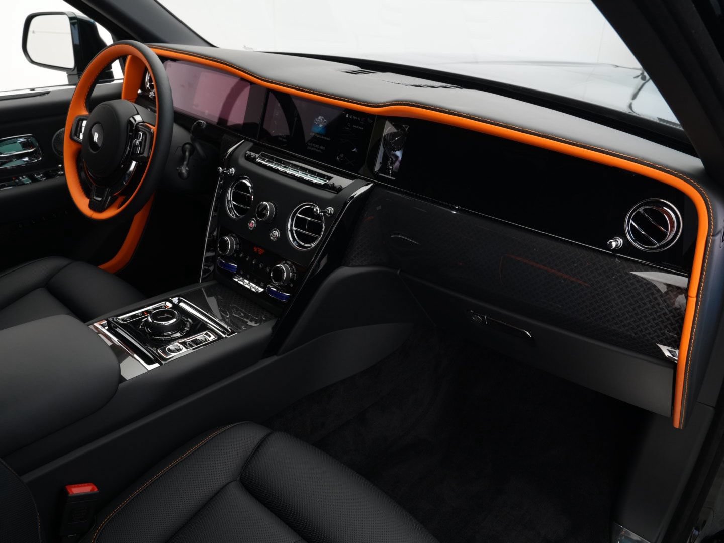 New 2027 Rolls-Royce Cullinan Black Badge AWD/4WD image 47