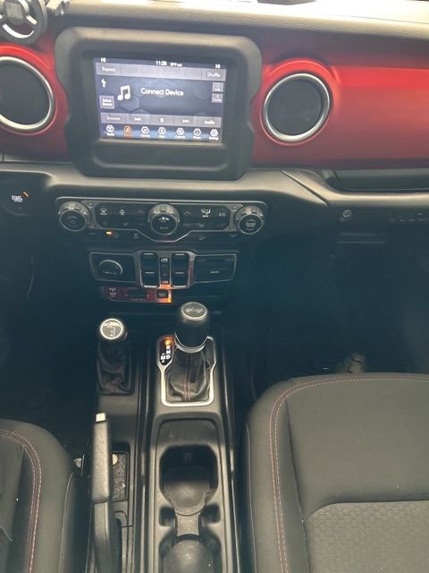 Used 2020 Jeep Wrangler Unlimited Rubicon w/ Cold Weather Group image 14