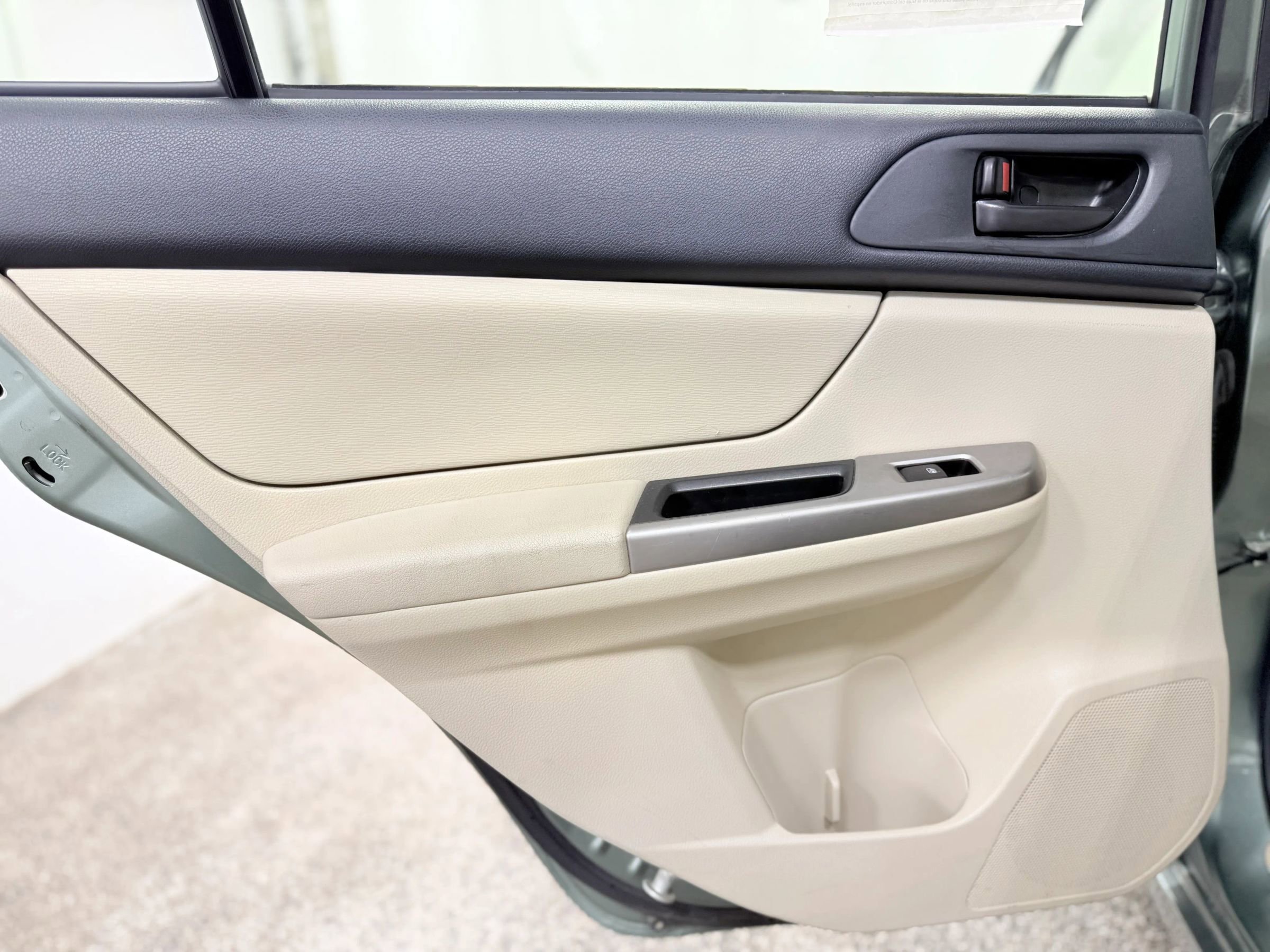 Used 2016 Subaru Impreza 2.0i image 30