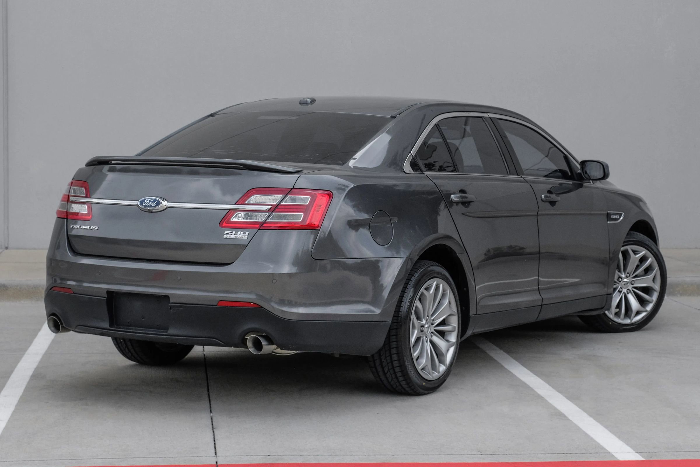 Used 2019 Ford Taurus SHO w/ Driver Assist Package AWD/4WD image 3