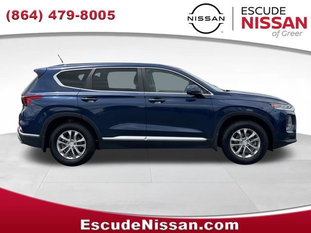 Used 2020 Hyundai Santa Fe SE FWD image 2