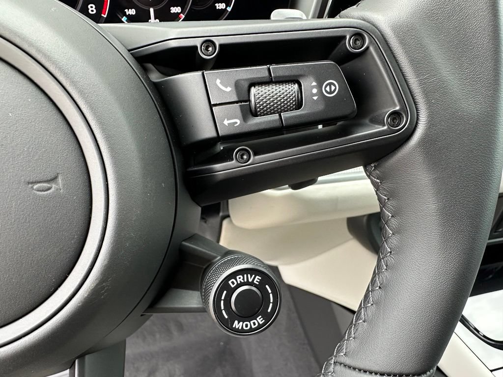 New 2026 Porsche Cayenne S AWD/4WD image 27