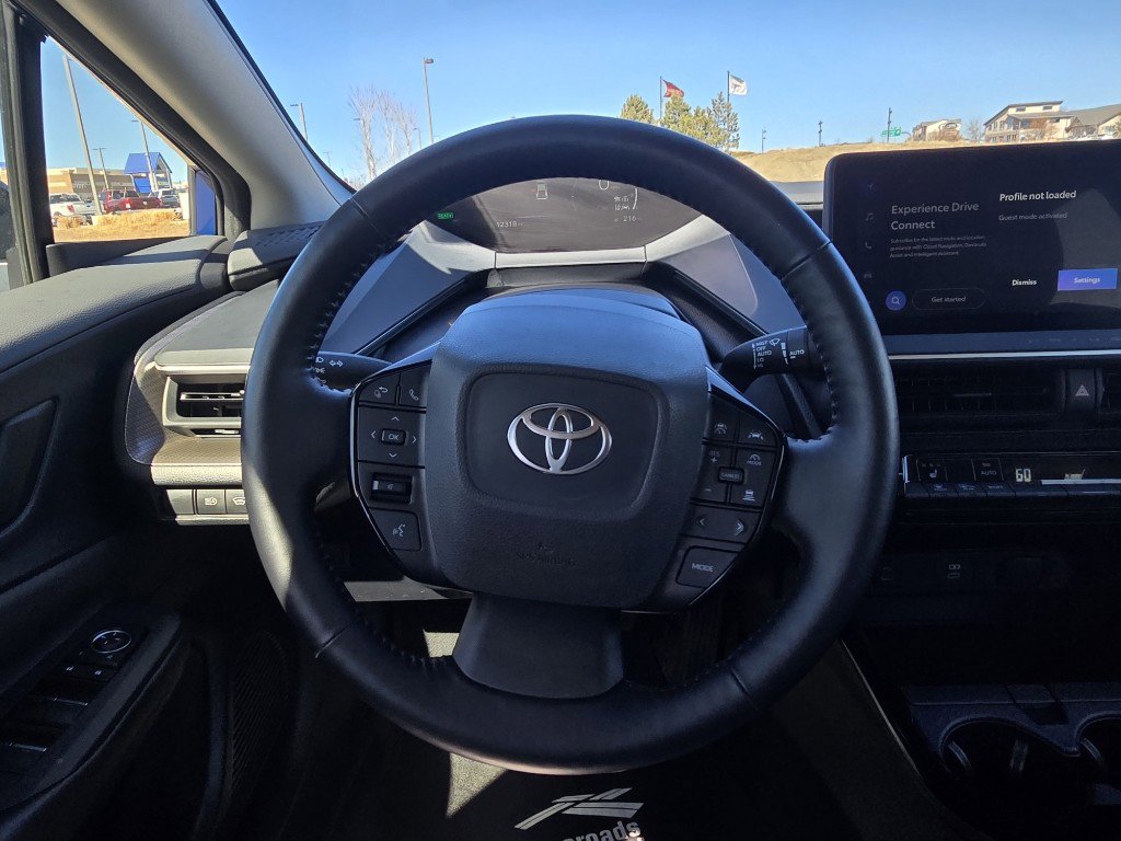 Used 2024 Toyota Prius XLE image 29