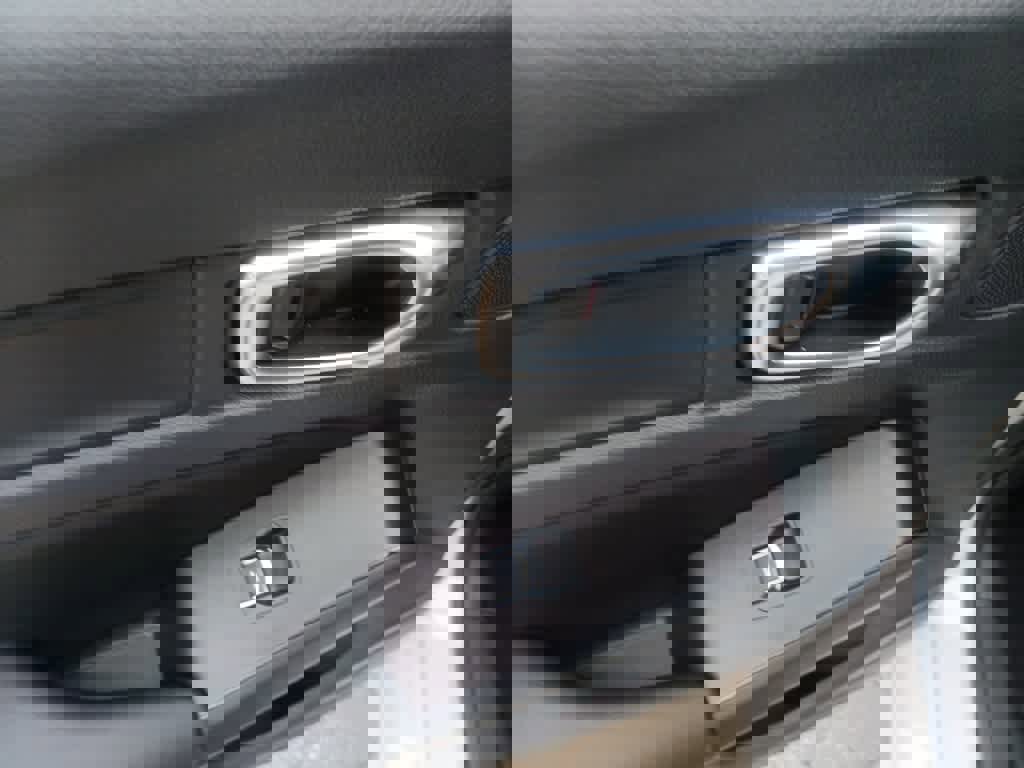 Used 2025 Acura Integra FWD image 21