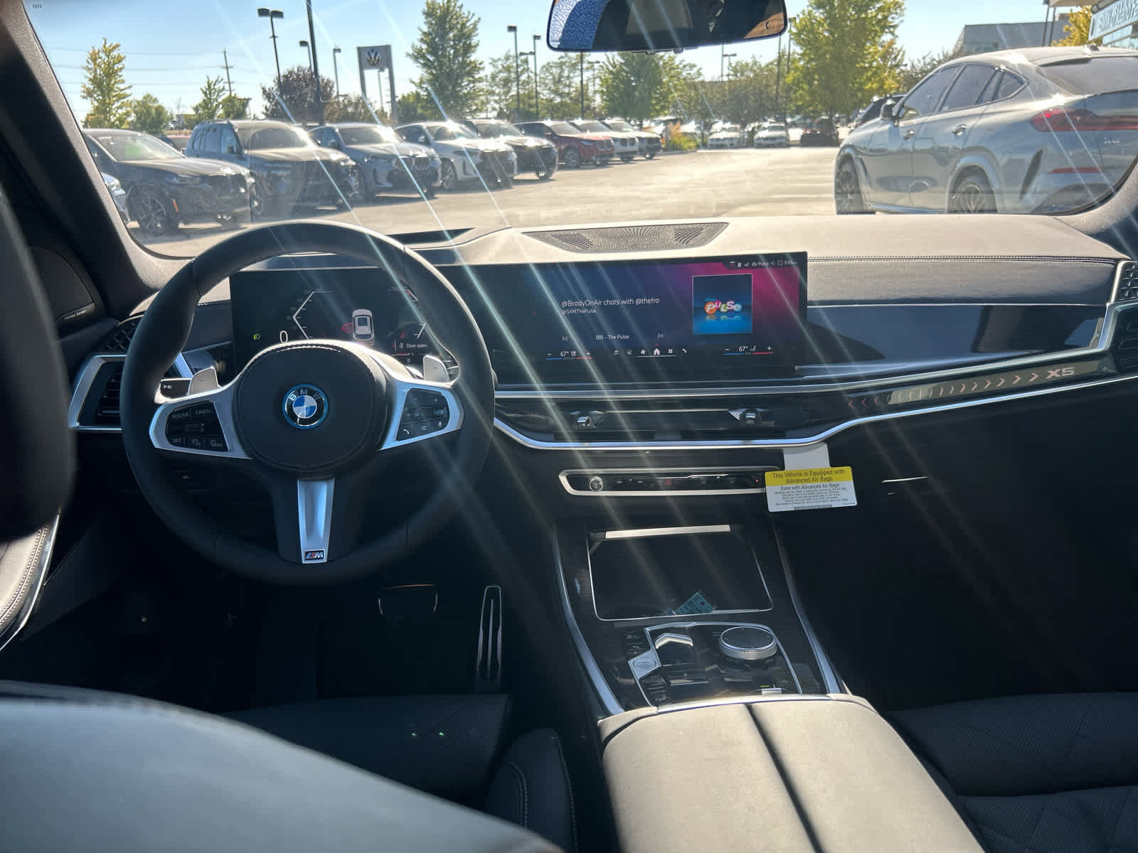 Used 2026 BMW X5 xDrive50e w/ M Sport Package image 21